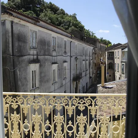 Apartment Diverso Caiazzo